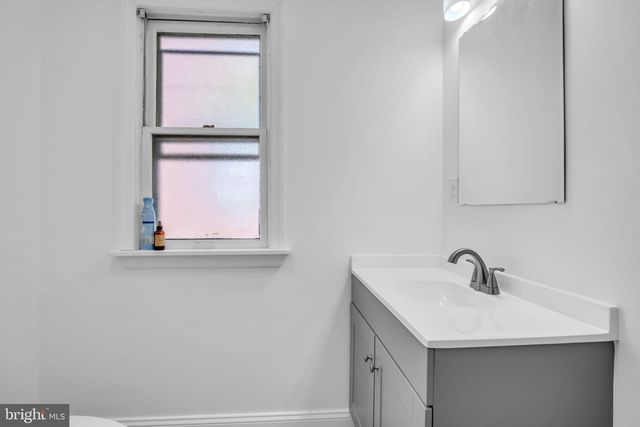 129 N DIAMOND ST, York, PA 17404