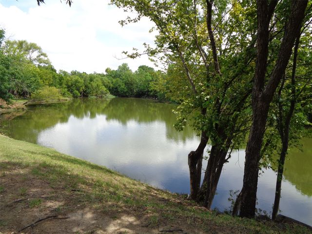 923 Turtle Lake Boulevard, Irving, TX 75060