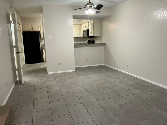 923 Turtle Lake Boulevard, Irving, TX 75060