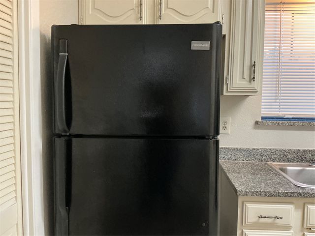 923 Turtle Lake Boulevard, Irving, TX 75060