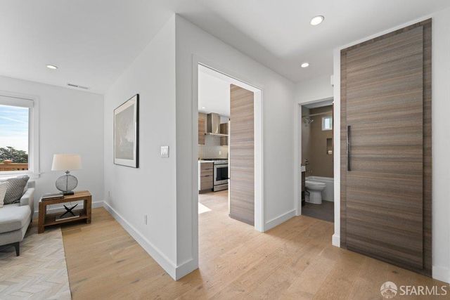 156 Midcrest Way, San Francisco, CA 94131