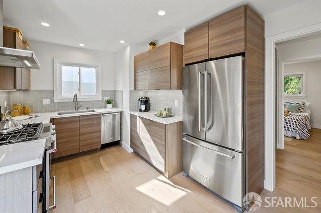 156 Midcrest Way, San Francisco, CA 94131