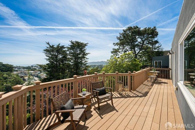 156 Midcrest Way, San Francisco, CA 94131