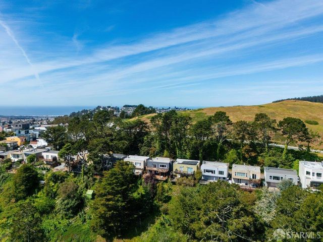 156 Midcrest Way, San Francisco, CA 94131