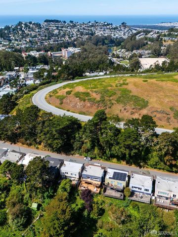 156 Midcrest Way, San Francisco, CA 94131