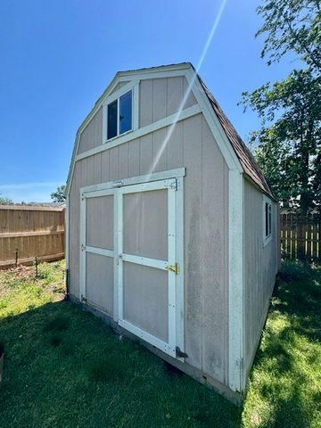 2814 W Highland Drive, Rogers, AR 72756