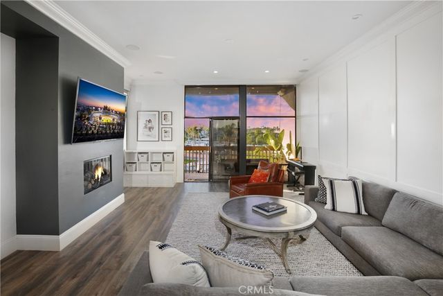 5227 Marina Pacifica N, Long Beach, CA 90803