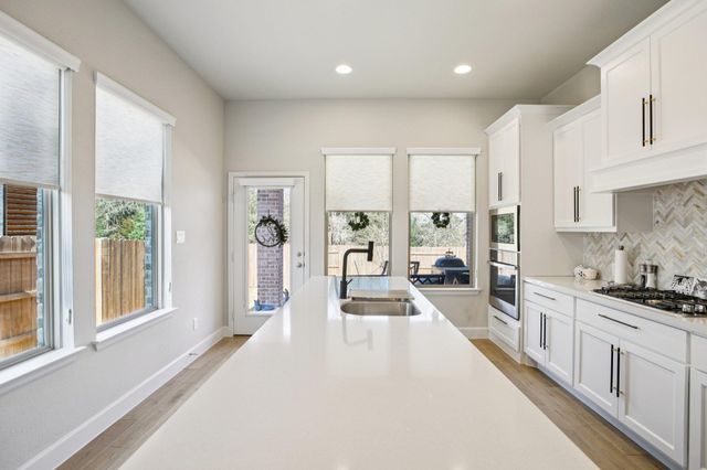 149 Plumbago LOOP, Bastrop, TX 78602