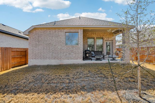 149 Plumbago LOOP, Bastrop, TX 78602