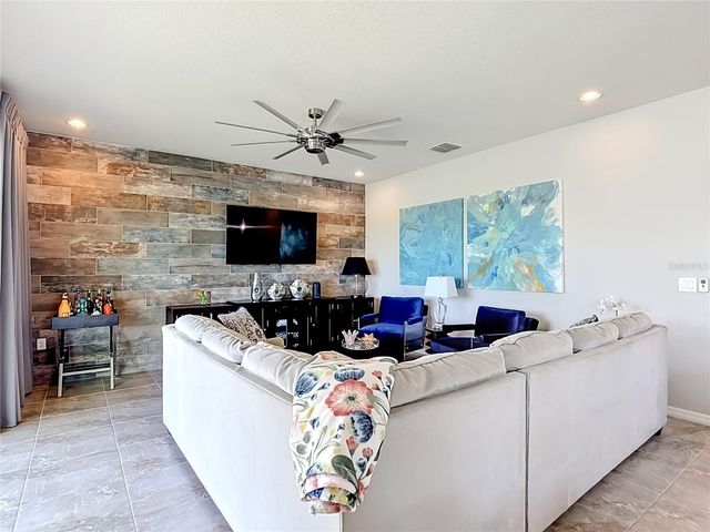 2520 NOUVEAU WAY, Kissimmee, FL 34741