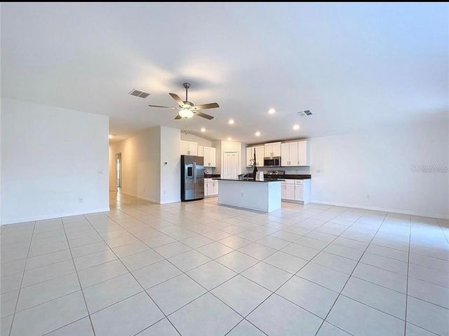 6557 BAR S BAR TRAIL, Zephyrhills, FL 33541