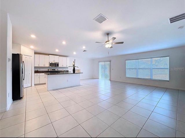 6557 BAR S BAR TRAIL, Zephyrhills, FL 33541