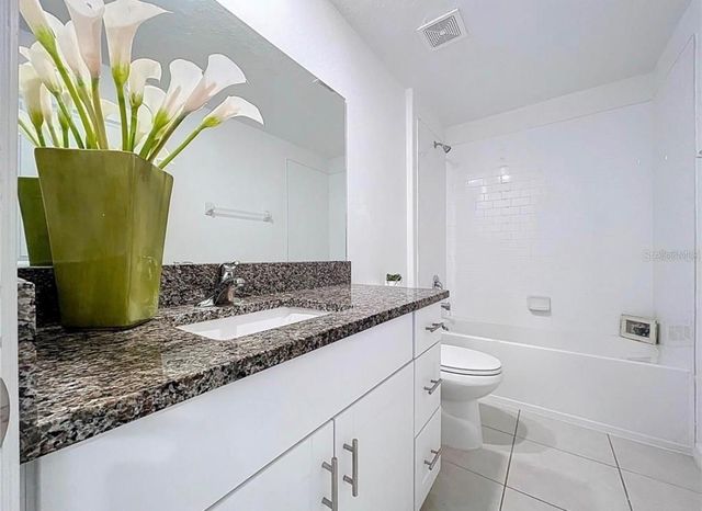 6557 BAR S BAR TRAIL, Zephyrhills, FL 33541