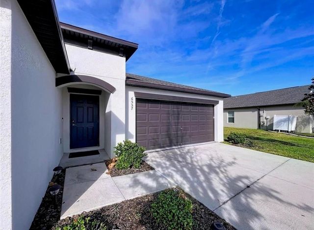 6557 BAR S BAR TRAIL, Zephyrhills, FL 33541