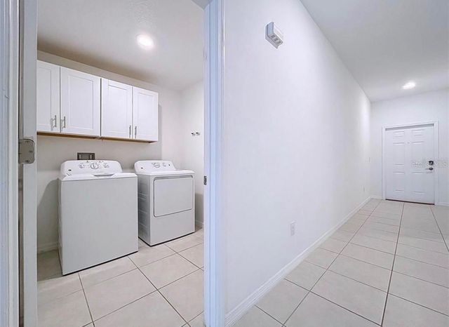 6557 BAR S BAR TRAIL, Zephyrhills, FL 33541