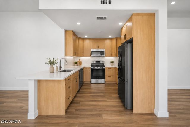 22221 N 31ST Drive, Phoenix, AZ 85027