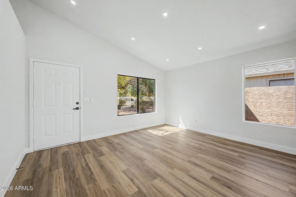 22221 N 31ST Drive, Phoenix, AZ 85027 — photo 3