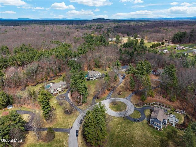 9 Cherry Tree Lane, Saratoga Springs, NY 12866