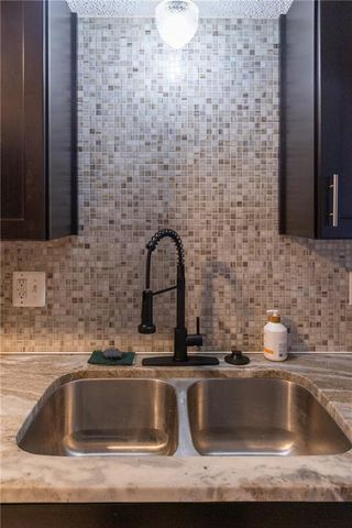 1424 E 125th Terrace E F, Olathe, KS 66061