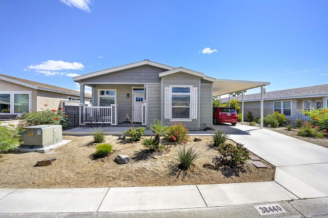 38440 Desert Greens Drive W, Palm Desert, CA 92260