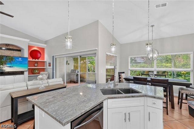 11180 La Coruna LN, Bonita Springs, FL 34135