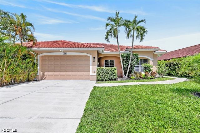 11180 La Coruna LN, Bonita Springs, FL 34135