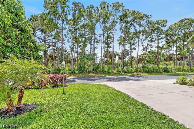 11180 La Coruna LN, Bonita Springs, FL 34135