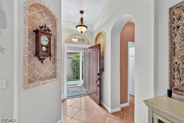 11180 La Coruna LN, Bonita Springs, FL 34135