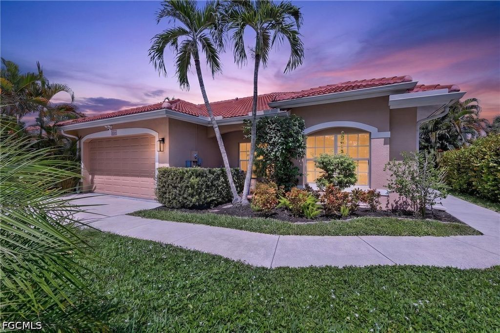 11180 La Coruna LN, Bonita Springs, FL 34135