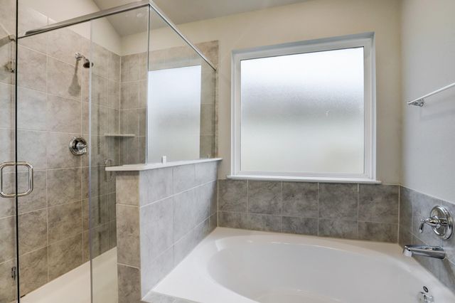 2110 Cherryvale Drive, Tomball, TX 77375