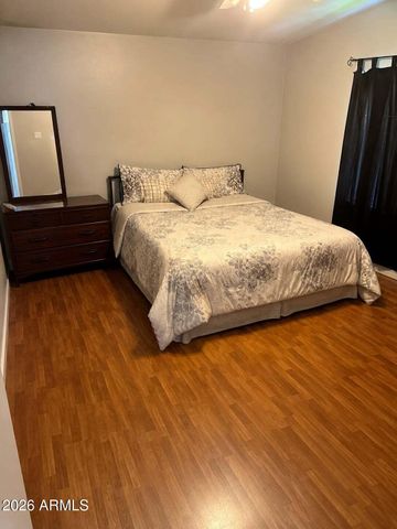 4852 W SAINT JOHN Road, Glendale, AZ 85308