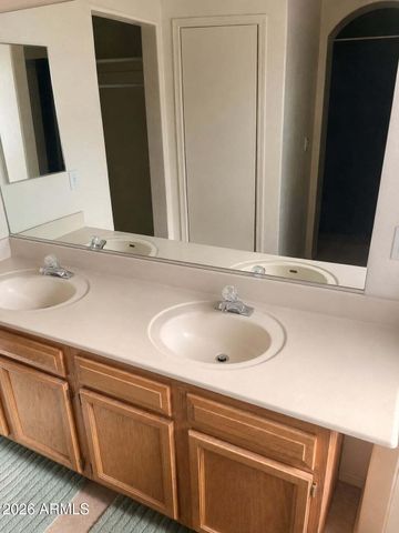 4852 W SAINT JOHN Road, Glendale, AZ 85308