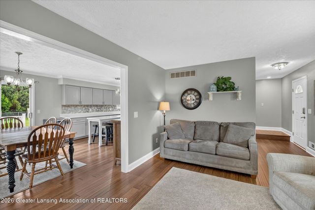 3722 Matterhorn Drive, Lansing, MI 48906