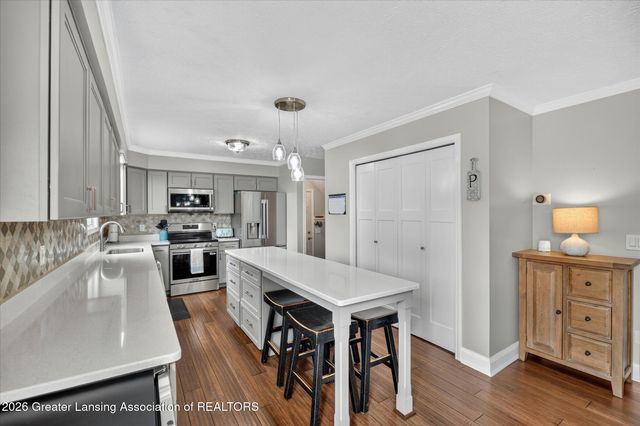3722 Matterhorn Drive, Lansing, MI 48906