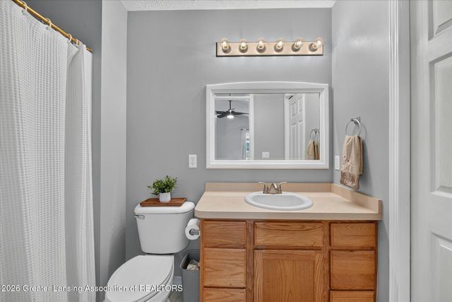 3722 Matterhorn Drive, Lansing, MI 48906