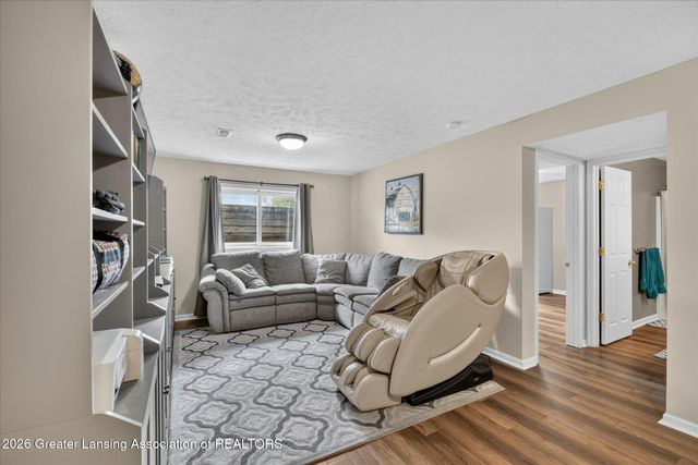 3722 Matterhorn Drive, Lansing, MI 48906