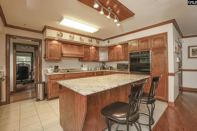 37 Windsor Cove, Columbia, SC 29223