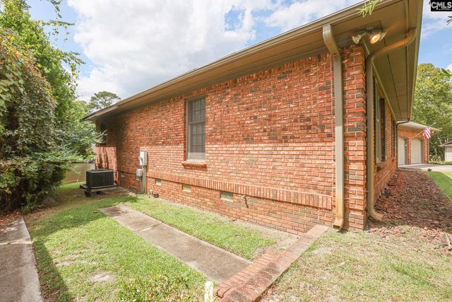 37 Windsor Cove, Columbia, SC 29223