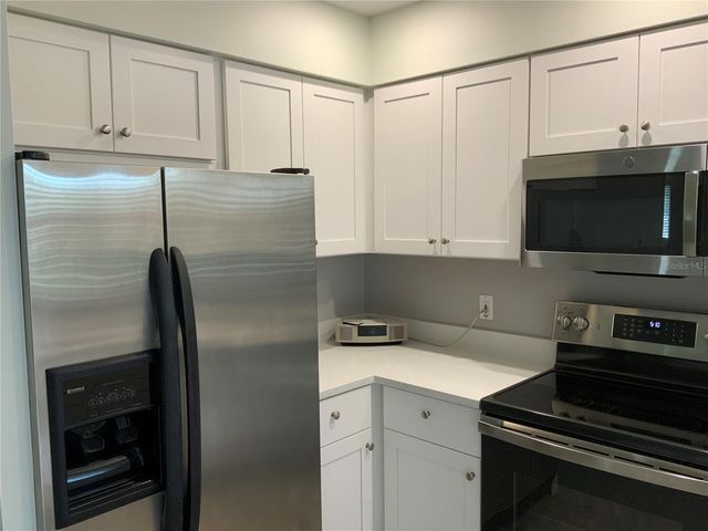 2118 MICHELE DRIVE, Sarasota, FL 34231