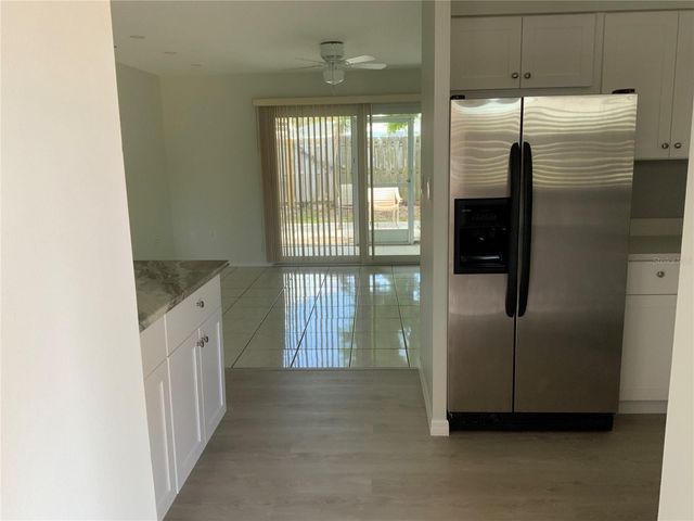 2118 MICHELE DRIVE, Sarasota, FL 34231