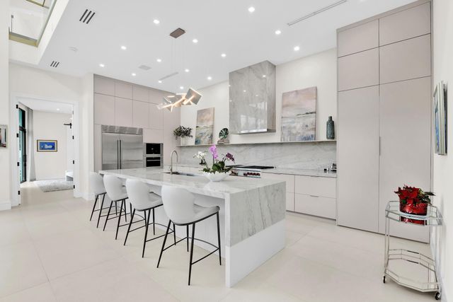 355 E Boca Raton Road, Boca Raton, FL 33432