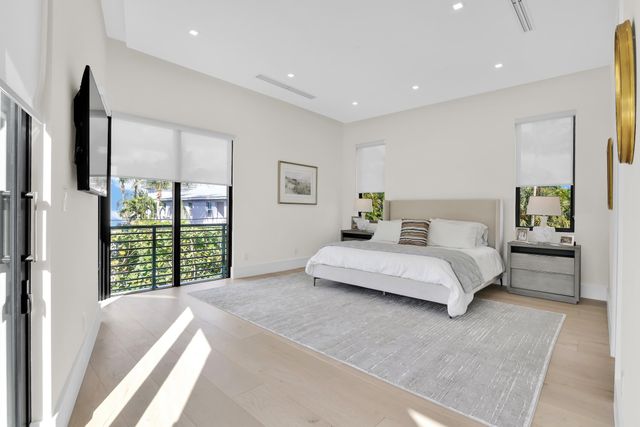 355 E Boca Raton Road, Boca Raton, FL 33432