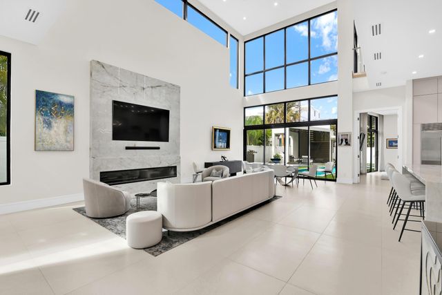 355 E Boca Raton Road, Boca Raton, FL 33432