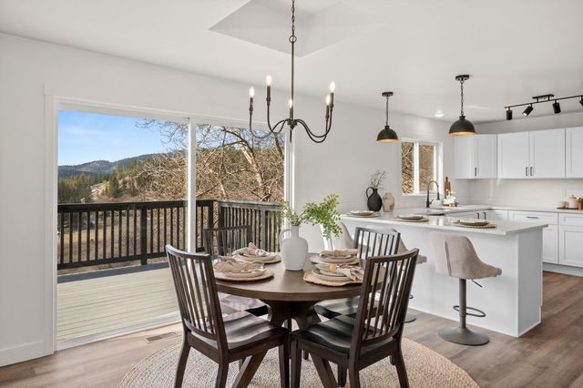 6712 C Hwy 291 Hwy, Nine Mile Falls, WA 99026