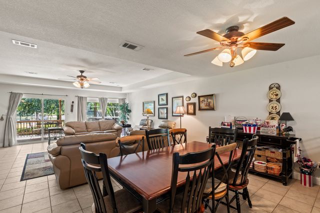194 Bushwhacker Drive, Mabank, TX 75156