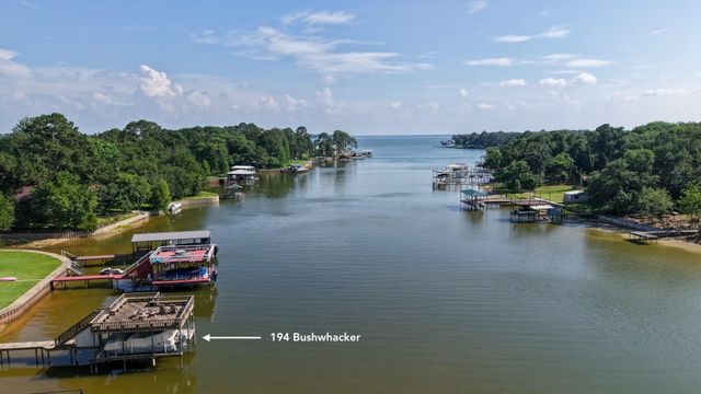 194 Bushwhacker Drive, Mabank, TX 75156