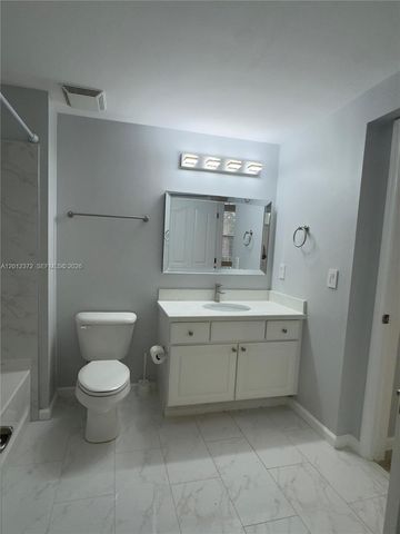 2042 Alta Meadows Ln 1712, Delray Beach, FL 33444