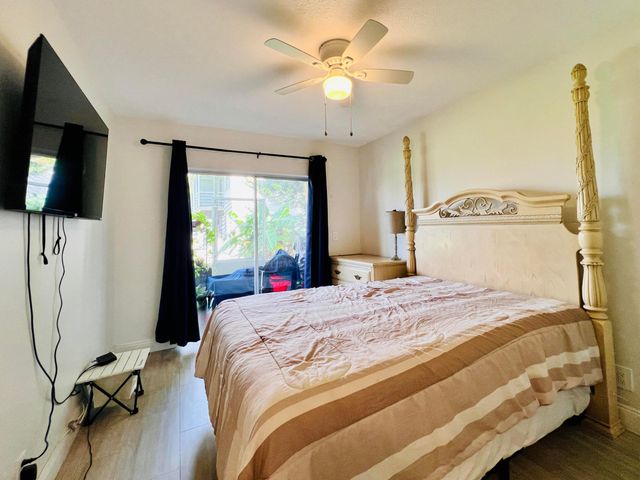345 NORWICH O, West Palm Beach, FL 33417