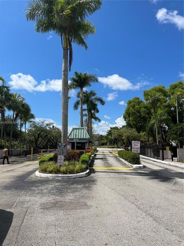 8600 SW 133rd Ave Rd 304, Miami, FL 33183