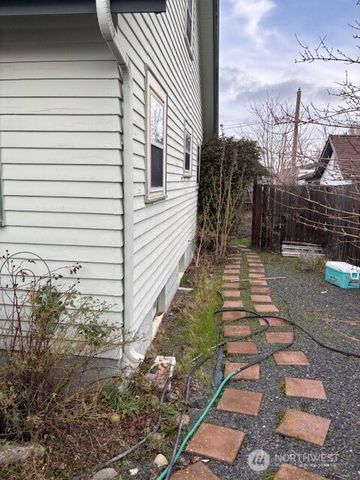 50 Fir Street S, Soap Lake, WA 98851